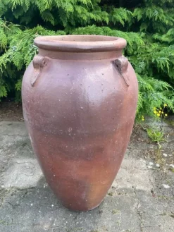 90cm høj slank krukke med ører i hårdtbrændt ironstone