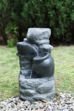 69cm vandkunst i sten look med led lys