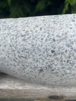 Figur af par til haven / Mand og Kvinde i grå sten Terrazzo - 135cm