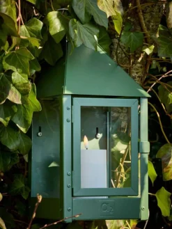 Olivengrøn udendørs væglanterne