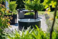 Runde lave vandbassiner / vandfontæner i aluminium med LED lys - H.40cm