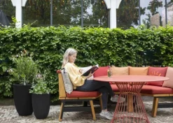 Sort Vase / Krukke elegant groove med horisontale striber/ribber - Livstidsgaranti