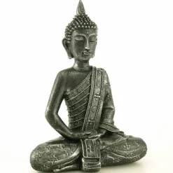 Sort/sølv siddende Buddha figur med klæde