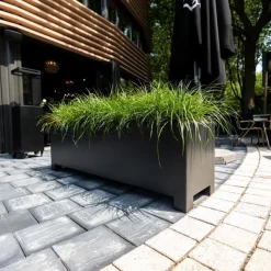 Store aflange plantekasser i aluminium med ben / fødder - 7021 Antrazit