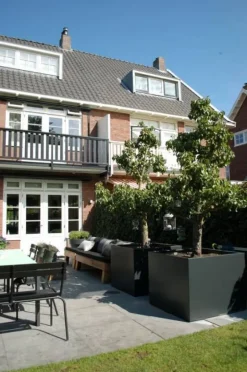 Store firkantede krukker i aluminium / Antrazit - 12 modeller