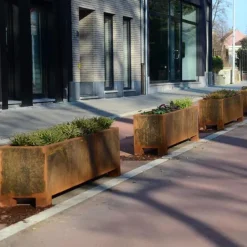 Store lange rust plantekrukker med ben / fødder - op til 200cm