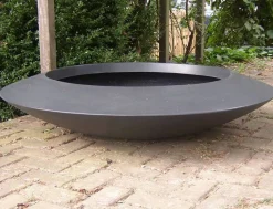 Store lave UFO krukker i glasfiber / polyester - Ø.120cm + Ø.200cm