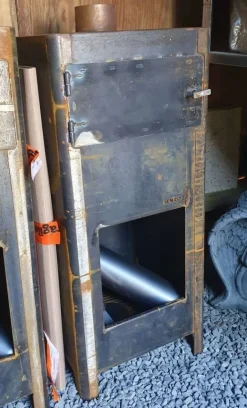 Udendørs brændeovn i corten stål / rust til terrassen / incl skorsten